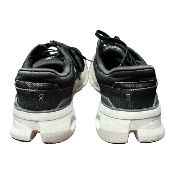 On Running Women’s Cloudrunner 2 Running Athletic Shoes US 9 Black Gray - Picture 4 of 11